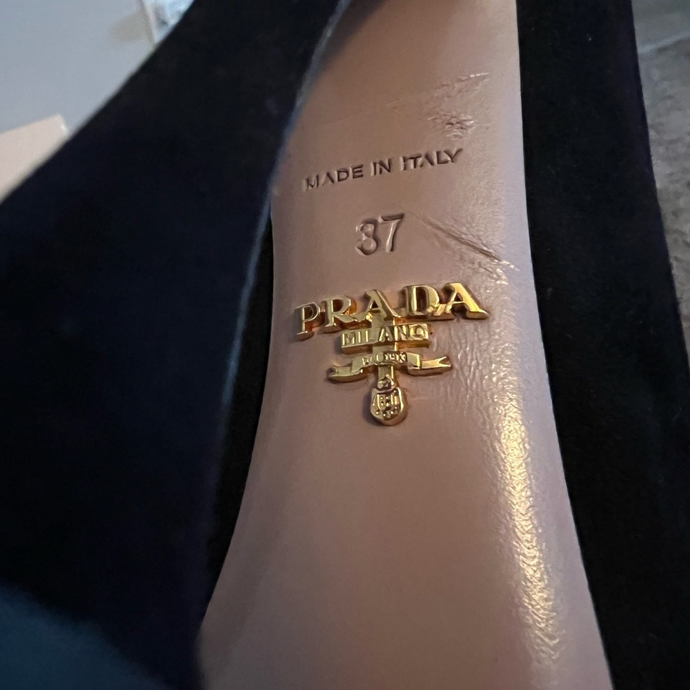 Prada heels - Picture 6 of 8
